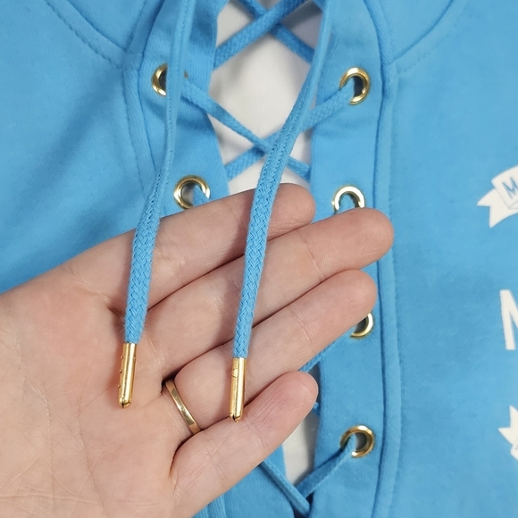 BOXERCRAFT | NORTH CAROLINA CUSTOMIZED LACE FRONT MOCK NECK PULLOVER - N… - Picture 11 of 16